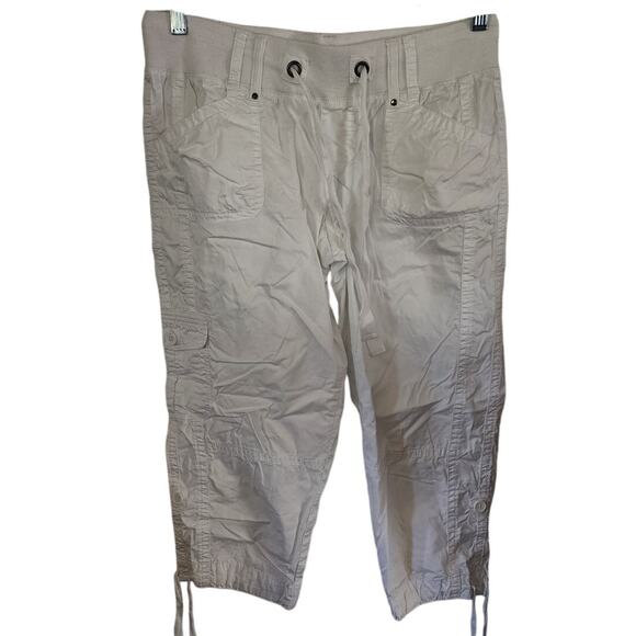 Maurices White Cargo Capri Drawstring Hem Pants Size Medium - Picture 1 of 6